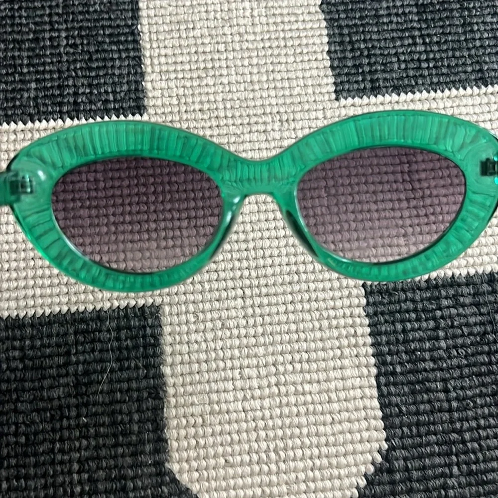BP Green Crystal Round Cat-eye Sunglasses